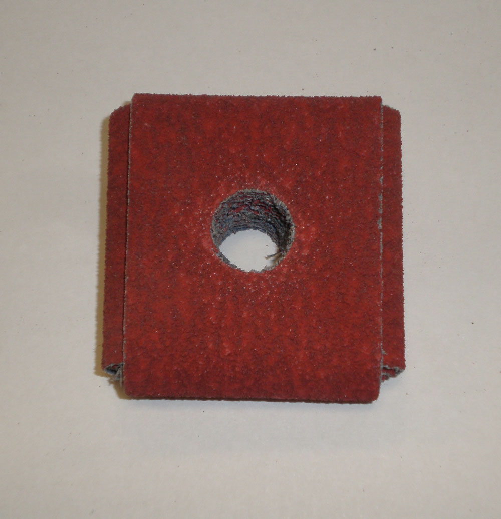 R926 Abrasive Square Pad 3x3x1/4x5/8" AH 80x
